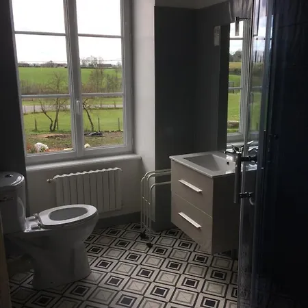 Orchidées Bed and breakfast Saint-Denis-de-Gastines