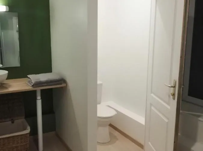 לינה וארוחת בוקר 